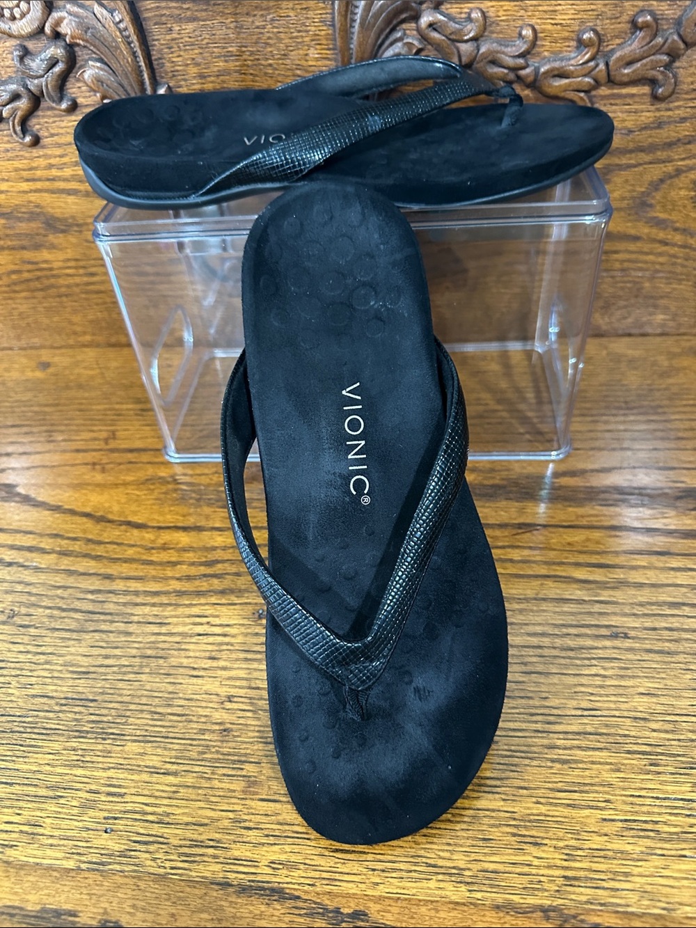 Vionic Bella Black Women’s Thong Flip-Flop Sandals w/o Bow 8.5 med